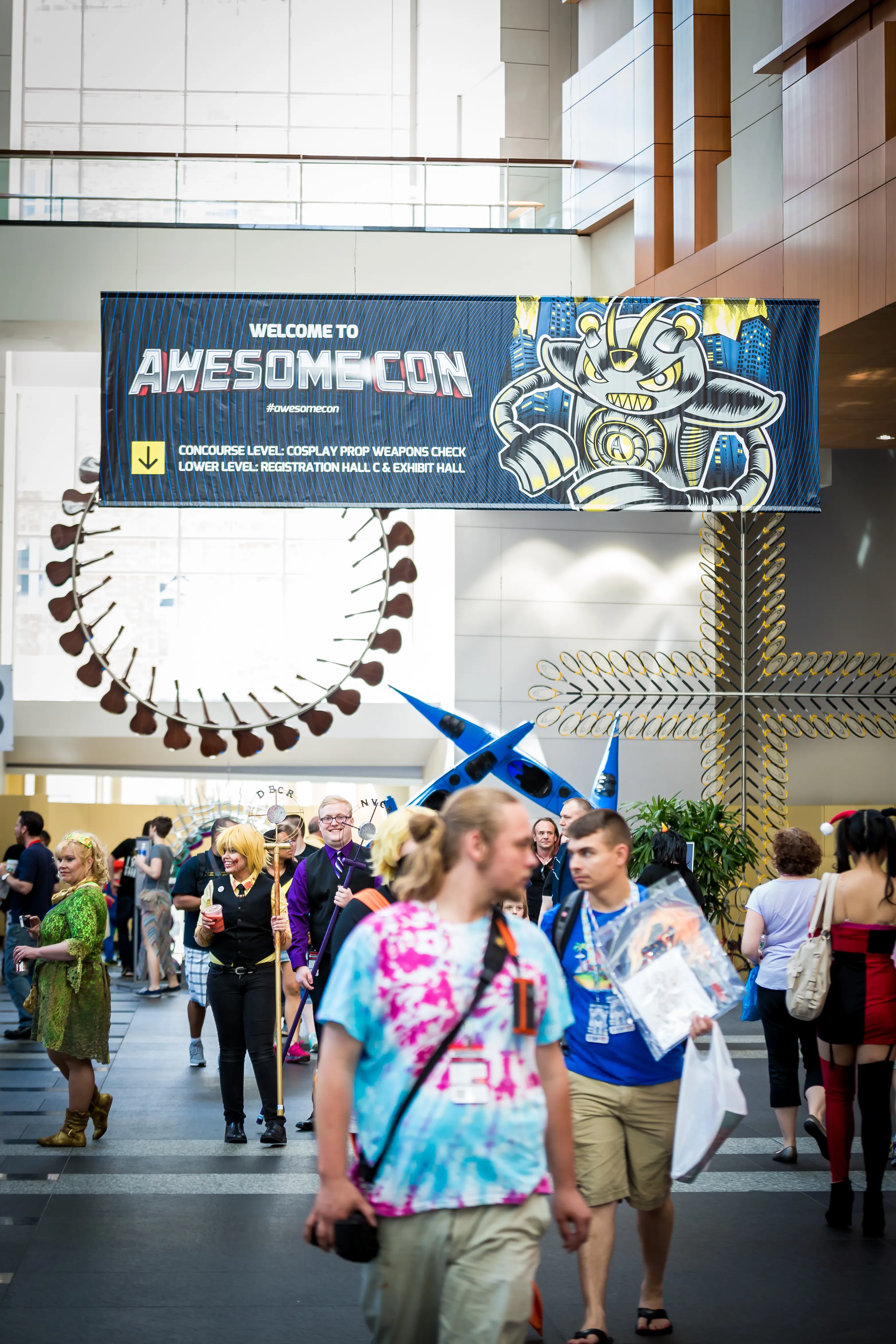 AWESOME CON
